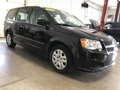 2015 Dodge Grand Caravan SE   - Photo 4 - Saint Louis, MI 48880-9800