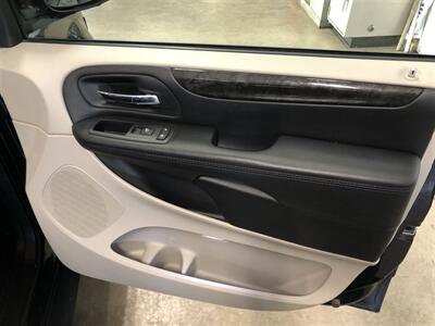2015 Dodge Grand Caravan SE   - Photo 17 - Saint Louis, MI 48880-9800