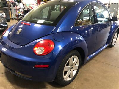 2007 Volkswagen Beetle 2.5   - Photo 6 - Saint Louis, MI 48880-9800