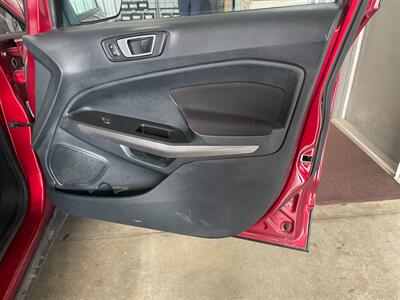 2018 Ford EcoSport SE - Photo 20 - Saint Louis, MI 48880-9800