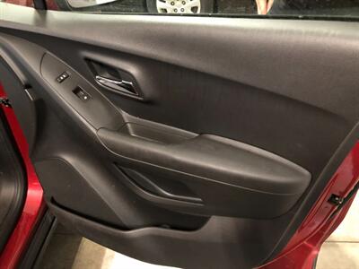 2015 Chevrolet Trax LT - Photo 21 - Saint Louis, MI 48880-9800