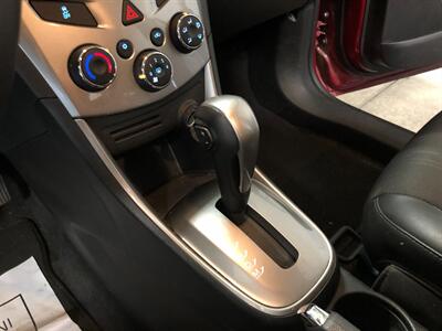 2015 Chevrolet Trax LT - Photo 12 - Saint Louis, MI 48880-9800