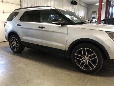 2018 Ford Explorer Sport   - Photo 4 - Saint Louis, MI 48880-9800