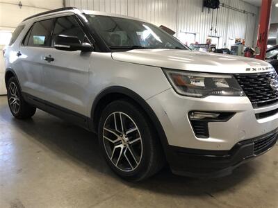 2018 Ford Explorer Sport   - Photo 3 - Saint Louis, MI 48880-9800