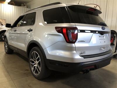 2018 Ford Explorer Sport   - Photo 6 - Saint Louis, MI 48880-9800