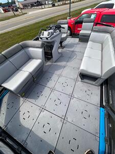 2023 SEADOO SWITCH   - Photo 10 - Saint Louis, MI 48880-9800