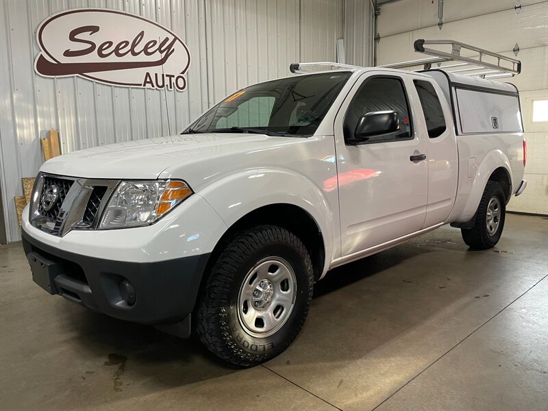 2017 Nissan Frontier S   - Photo 1 - Saint Louis, MI 48880-9800