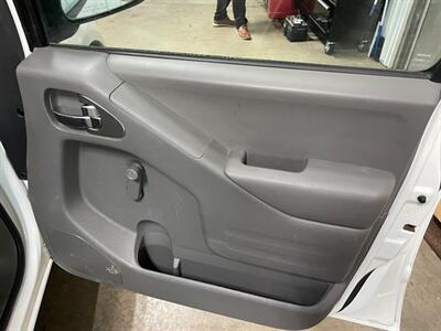2017 Nissan Frontier S - Photo 19 - Saint Louis, MI 48880-9800