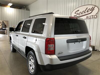 2011 Jeep Patriot Sport   - Photo 6 - Saint Louis, MI 48880-9800