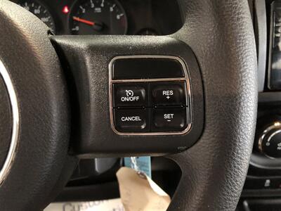 2011 Jeep Patriot Sport   - Photo 10 - Saint Louis, MI 48880-9800