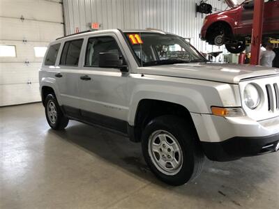 2011 Jeep Patriot Sport   - Photo 4 - Saint Louis, MI 48880-9800