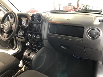 2011 Jeep Patriot Sport   - Photo 16 - Saint Louis, MI 48880-9800