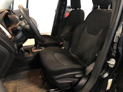 2017 Jeep Renegade Sport   - Photo 16 - Saint Louis, MI 48880-9800