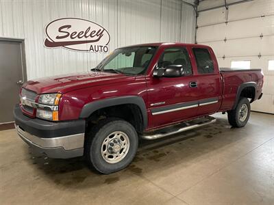 2004 Chevrolet Silverado 2500HD   - Photo 1 - Saint Louis, MI 48880-9800
