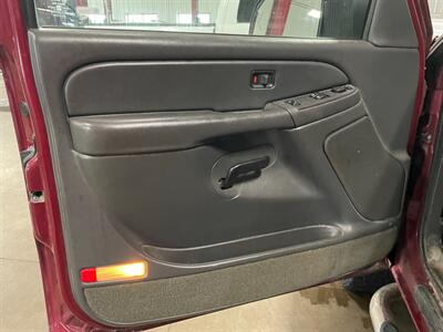 2004 Chevrolet Silverado 2500HD   - Photo 15 - Saint Louis, MI 48880-9800