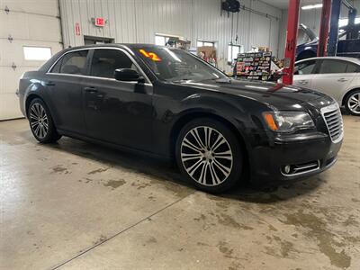 2012 Chrysler 300 S V6 - Photo 5 - Saint Louis, MI 48880-9800
