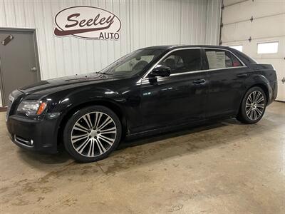 2012 Chrysler 300 S V6 - Photo 1 - Saint Louis, MI 48880-9800