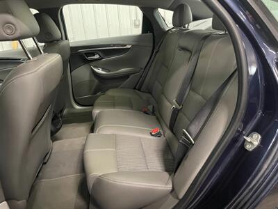 2019 Chevrolet Impala LS Fleet   - Photo 17 - Saint Louis, MI 48880-9800