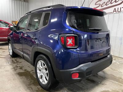 2017 Jeep Renegade Latitude   - Photo 6 - Saint Louis, MI 48880-9800