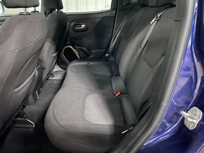 2017 Jeep Renegade Latitude   - Photo 15 - Saint Louis, MI 48880-9800