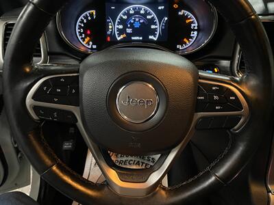 2019 Jeep Grand Cherokee Laredo   - Photo 8 - Saint Louis, MI 48880-9800