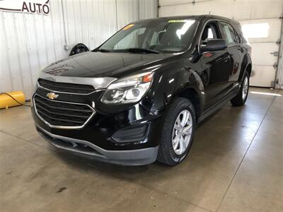 2017 Chevrolet Equinox LS   - Photo 2 - Saint Louis, MI 48880-9800