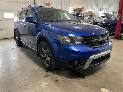 2015 Dodge Journey Crossroad   - Photo 4 - Saint Louis, MI 48880-9800