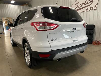 2014 Ford Escape SE - Photo 3 - Saint Louis, MI 48880-9800