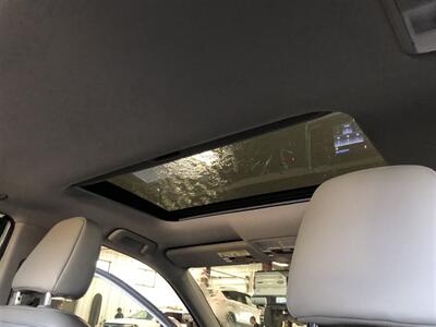 2018 Toyota Highlander XLE   - Photo 24 - Saint Louis, MI 48880-9800