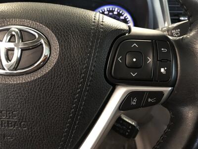 2018 Toyota Highlander XLE   - Photo 7 - Saint Louis, MI 48880-9800