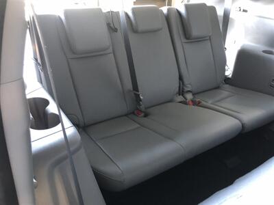 2018 Toyota Highlander XLE   - Photo 22 - Saint Louis, MI 48880-9800