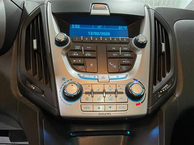 2010 Chevrolet Equinox LT   - Photo 14 - Saint Louis, MI 48880-9800
