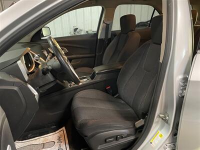 2010 Chevrolet Equinox LT   - Photo 16 - Saint Louis, MI 48880-9800