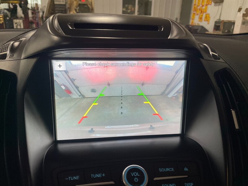 2018 Ford Escape SE - Photo 10 - Saint Louis, MI 48880-9800