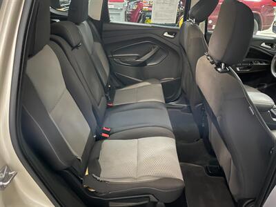 2018 Ford Escape SE - Photo 14 - Saint Louis, MI 48880-9800