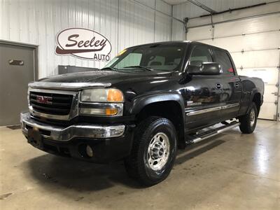 2004 GMC Sierra 2500 Work Truck   - Photo 2 - Saint Louis, MI 48880-9800