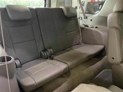 2015 Chevrolet Suburban LTZ - Photo 24 - Saint Louis, MI 48880-9800
