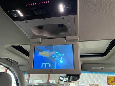 2015 Chevrolet Suburban LTZ - Photo 17 - Saint Louis, MI 48880-9800