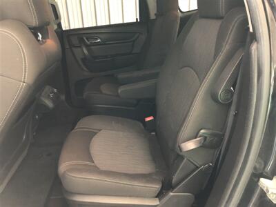 2016 Chevrolet Traverse LT   - Photo 13 - Saint Louis, MI 48880-9800