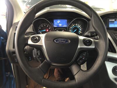 2013 Ford Focus SE   - Photo 7 - Saint Louis, MI 48880-9800