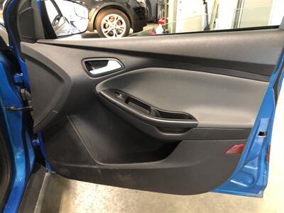 2013 Ford Focus SE   - Photo 19 - Saint Louis, MI 48880-9800