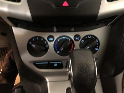 2013 Ford Focus SE   - Photo 12 - Saint Louis, MI 48880-9800
