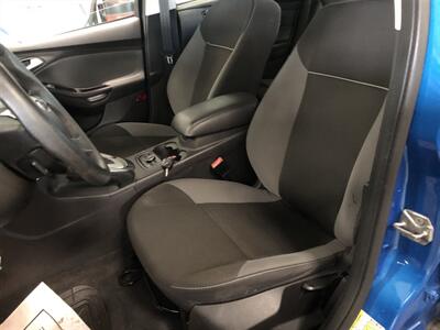 2013 Ford Focus SE   - Photo 13 - Saint Louis, MI 48880-9800
