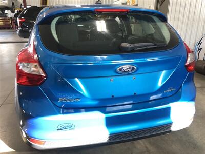 2013 Ford Focus SE   - Photo 6 - Saint Louis, MI 48880-9800