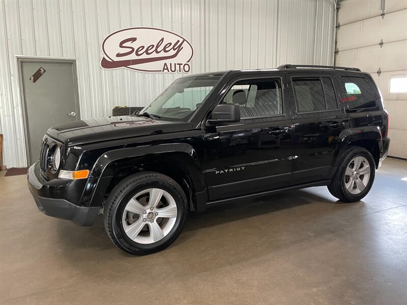 2016 Jeep Patriot Latitude   - Photo 1 - Saint Louis, MI 48880-9800