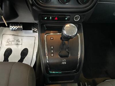 2016 Jeep Patriot Latitude   - Photo 15 - Saint Louis, MI 48880-9800