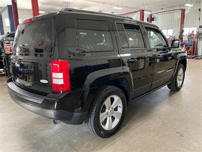 2016 Jeep Patriot Latitude   - Photo 6 - Saint Louis, MI 48880-9800
