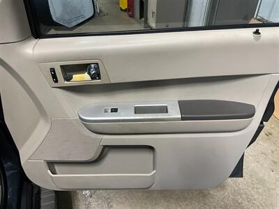 2008 Mercury Mariner I4   - Photo 19 - Saint Louis, MI 48880-9800