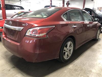 2015 Nissan Altima 2.5   - Photo 6 - Saint Louis, MI 48880-9800