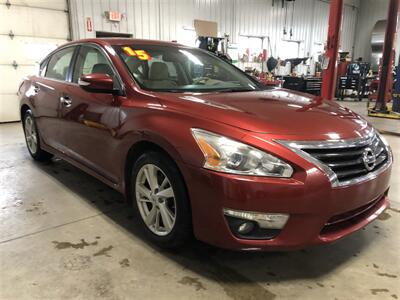 2015 Nissan Altima 2.5   - Photo 4 - Saint Louis, MI 48880-9800